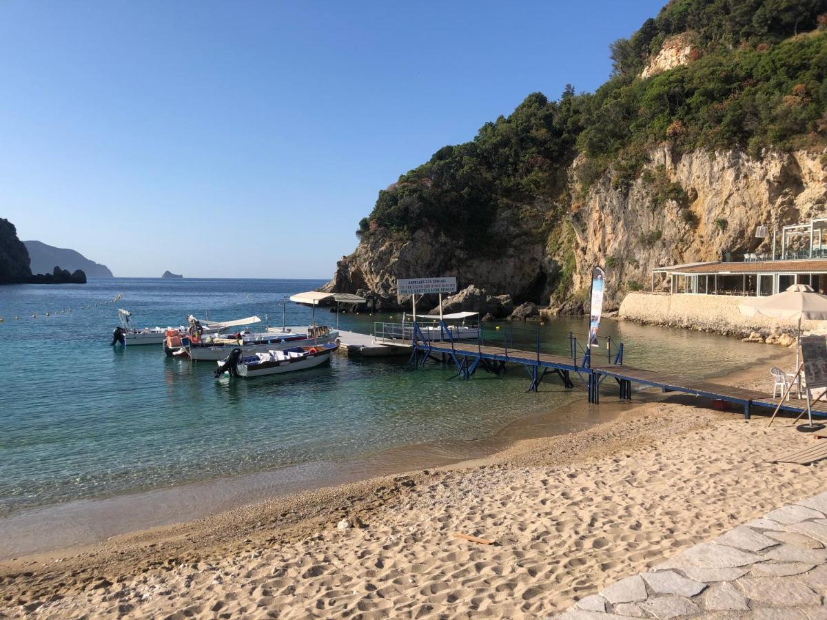 Villa Ampelaki "30 Meters To Beach" ปาเลโอกัสไตรซา ภายนอก รูปภาพ